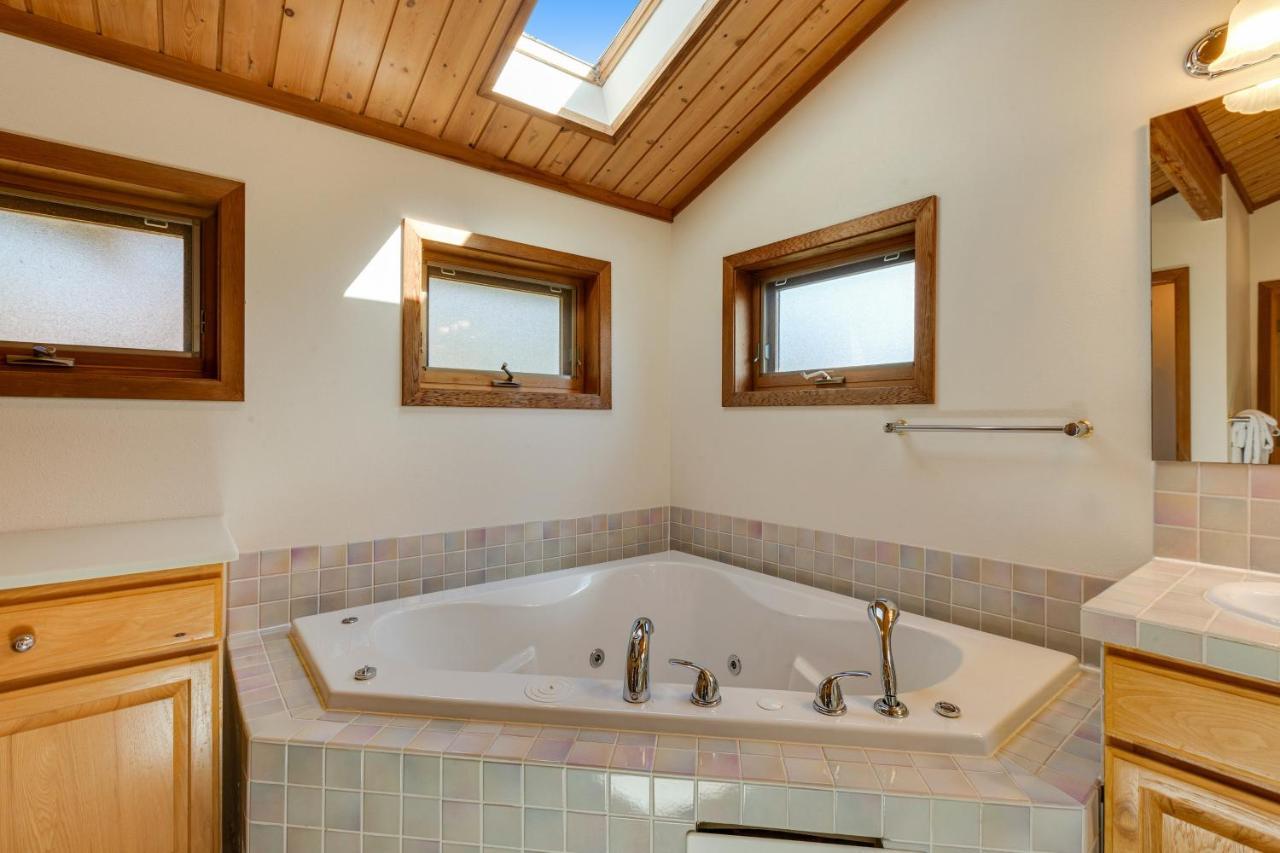 Villa Whidbey Cedar Sunsets Freeland Exterior foto